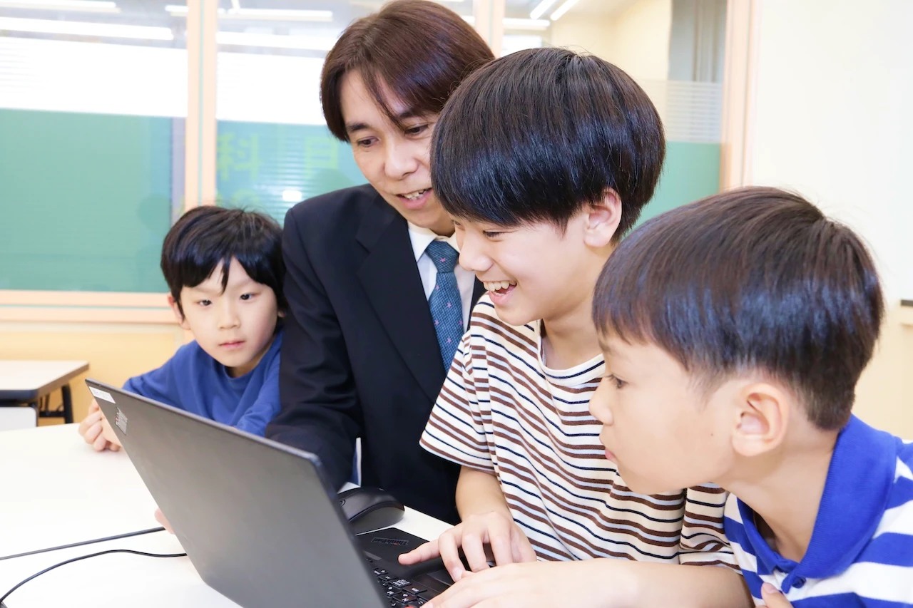 QUREOプログラミング教室 キービジュアル3